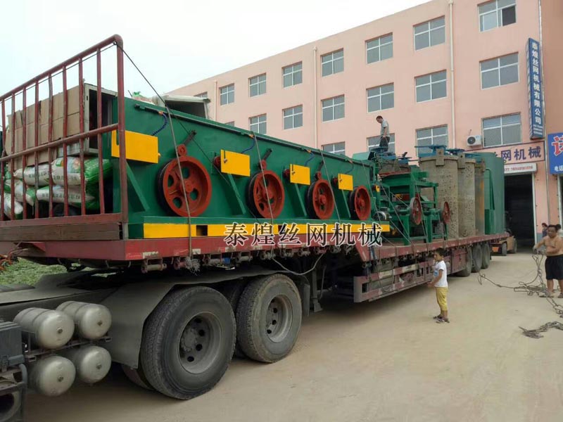 直進(jìn)式拉絲機(jī)組 直進(jìn)式拉絲機(jī)組